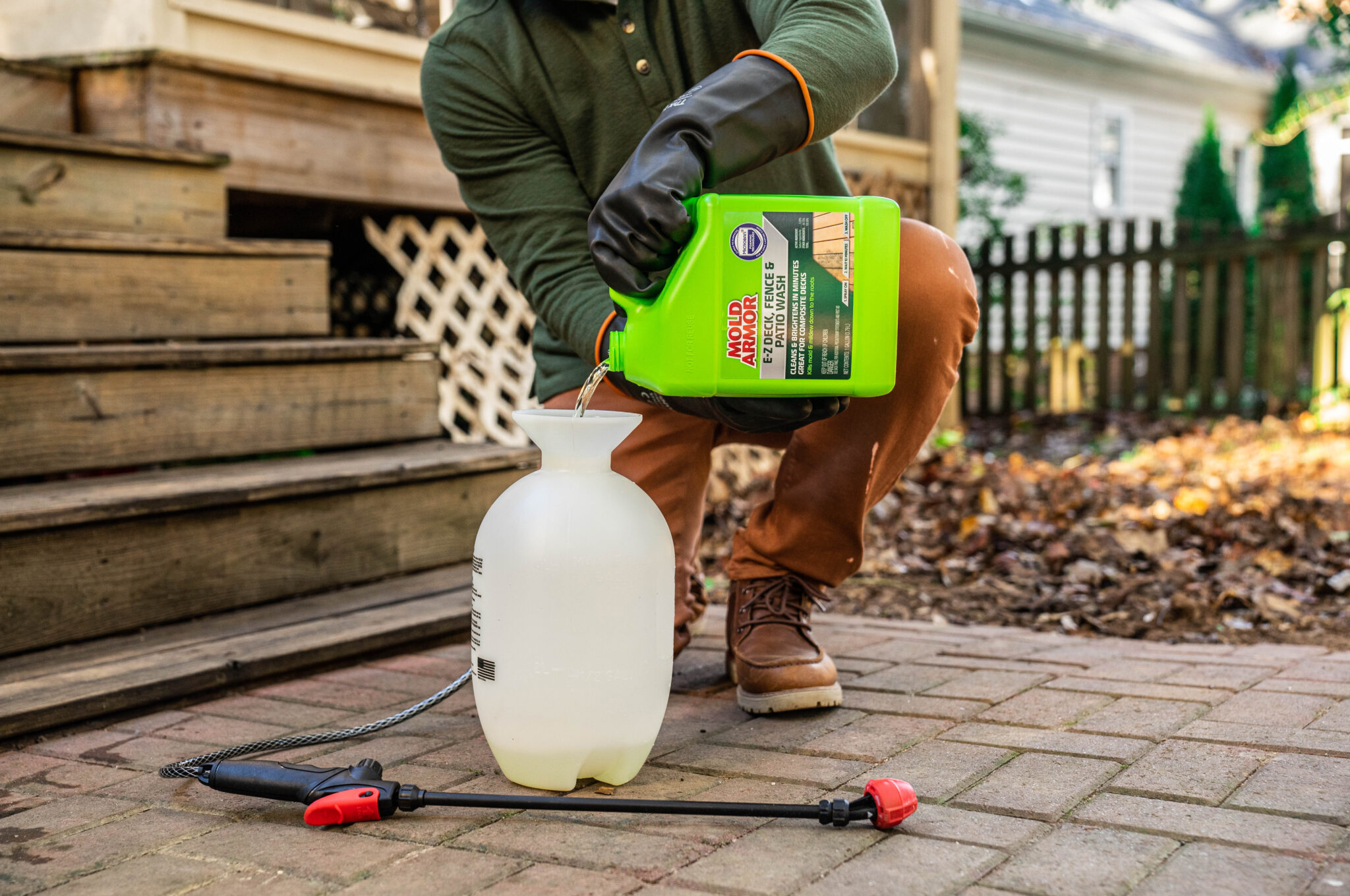 Mold Armor EZ Deck Wash for Wood Surfaces, Composite Deck & Fence, 1